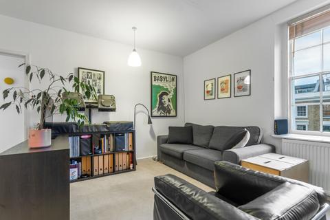 2 bedroom flat for sale, Albert Street, London NW1