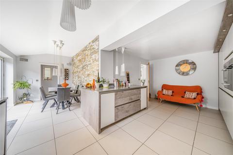 Wagstaff Way, Olney, Buckinghamshire, MK46