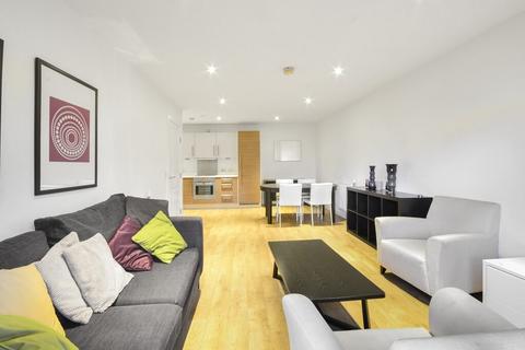 3 bedroom apartment to rent, Casson Apartments, London E14