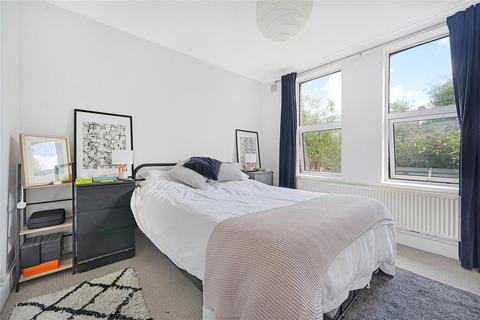 2 bedroom flat for sale, Diana Road, Walthamstow, London, E17