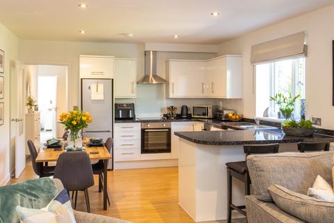 Flat 6, Warren Court Park View, Sturry, Canterbury, CT2 0NW