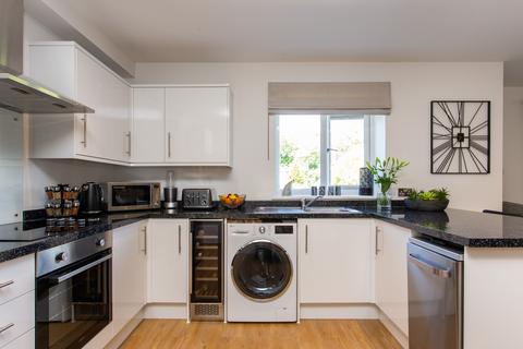 Flat 6, Warren Court Park View, Sturry, Canterbury, CT2 0NW