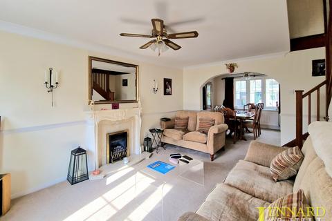 4 bedroom detached house for sale, Argent Street, Grays RM17