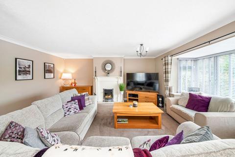 47a Thurlstone Road, Penistone, Sheffield, S36 9EF