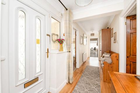 47a Thurlstone Road, Penistone, Sheffield, S36 9EF