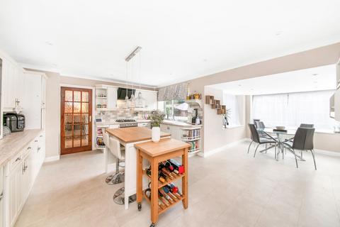 47a Thurlstone Road, Penistone, Sheffield, S36 9EF