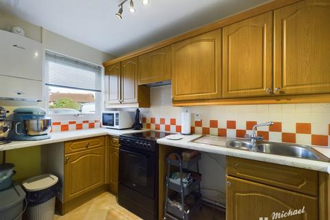 2 bedroom terraced house for sale, Meadow Close, Aylesbury, Buckinghamshire