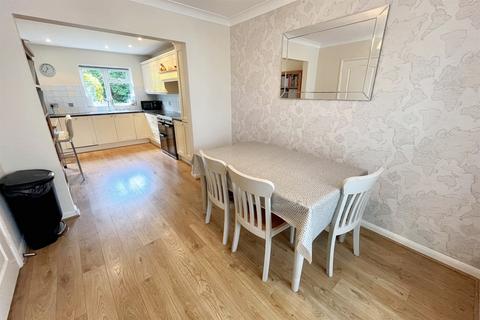 10 Burgate Fields, Fordingbridge, SP6 1LR