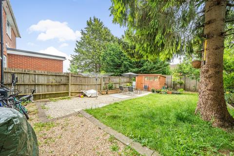 92 Battery Hill, Winchester, SO22 4DD