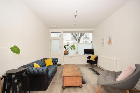 3 bedroom ground floor flat to rent, Upper North Street Brighton BN1