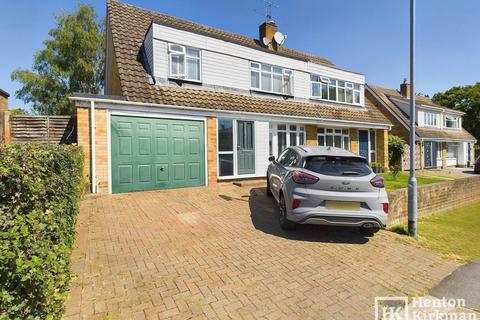 4 bedroom semi-detached house for sale, Valley Road, Billericay