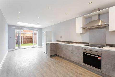 3 bedroom end of terrace house for sale, High Wycombe,  Buckinghamshire,  HP13