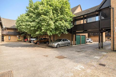 1 bedroom flat for sale, Slough,  Berkshire,  SL1