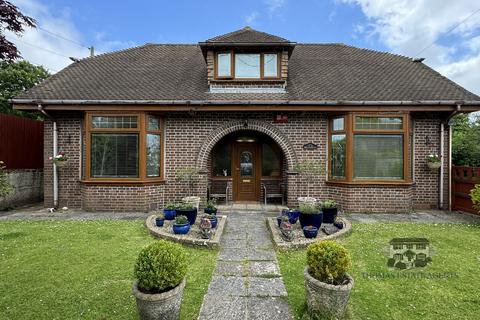 3 bedroom bungalow for sale, Penrhiwfer Road, Penrhiwfer, Tonypandy, Rhondda Cynon Taff. CF40 1RL