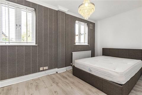 4 bedroom terraced house to rent, Tottenham Road, London, N1