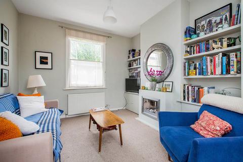 2 bedroom house to rent, Ashbury Road, Shaftesbury Estate, London, SW11