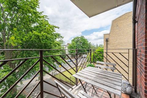 1 bedroom flat for sale, Widmore Road, Bromley, BR1