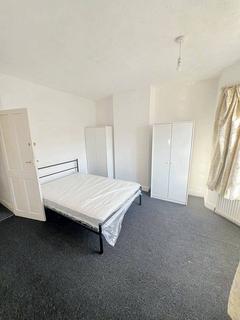 1 bedroom in a house share to rent, Leagrave Road, Luton LU3