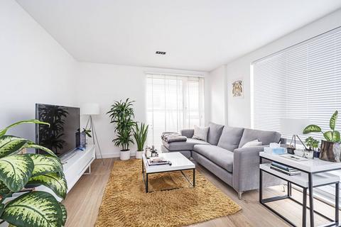 2 bedroom flat for sale, Courtyard Apartments, Shoreditch, London, E1