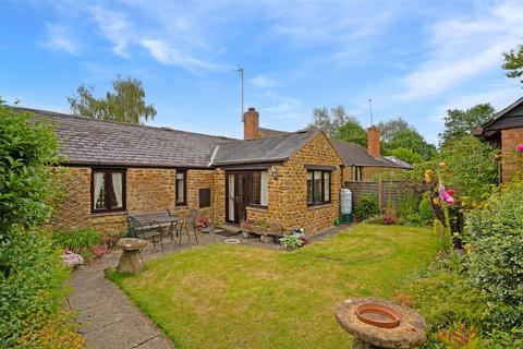 2 bedroom terraced bungalow for sale, Rectory Lane, Lower Brailes, Banbury, OX15 5HY