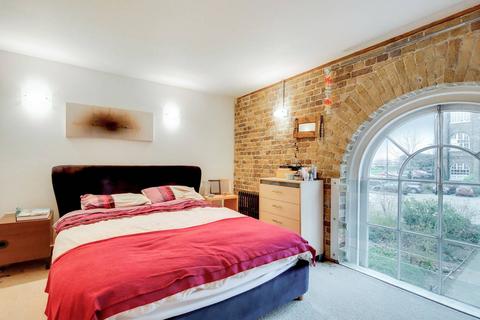 2 bedroom flat to rent, Marlborough Road, Woolwich, London, SE18