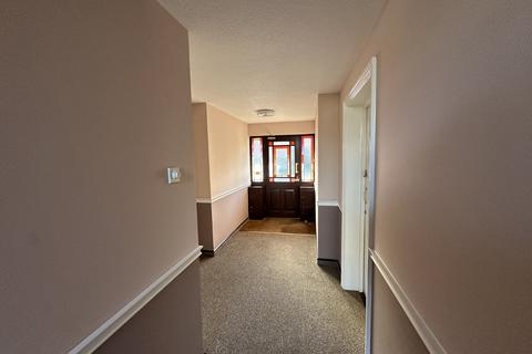5 Bishopton Drive, Macclesfield, SK11 8TS