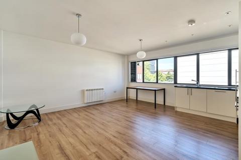 2 bedroom flat for sale, Aylesbury,  Berkshire,  HP21