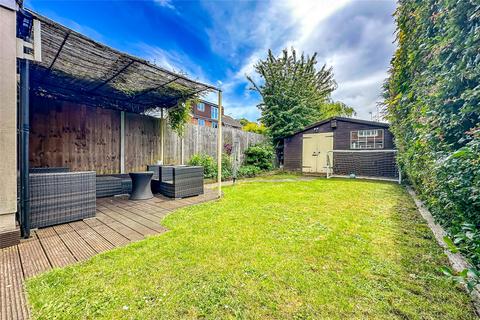 11 Bishops Close, St Albans, AL4 9AR