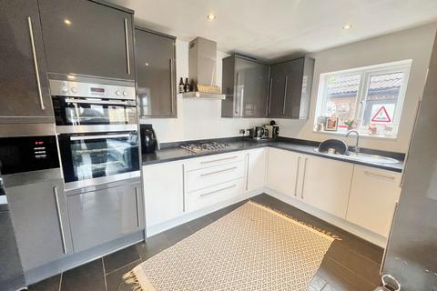 3 bedroom semi-detached house for sale, White House Road, Thornaby, Stockton, Stockton-on-Tees, TS17 0AJ