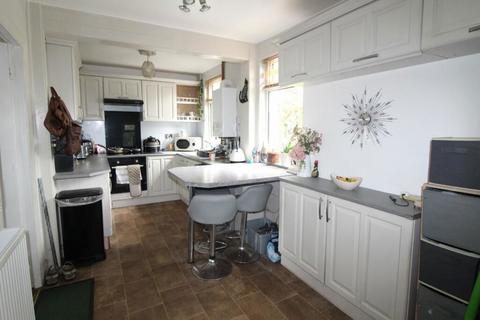 3 bedroom semi-detached house for sale, Arthur Avenue, Lower Grange, Bradford, West Yorkshire, BD8 0PY