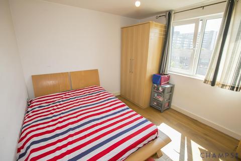 2 bedroom flat to rent, Lower Mast House, Mast Quay, London, SE18