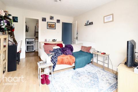 1 bedroom flat for sale, Beechcroft Road, Swindon