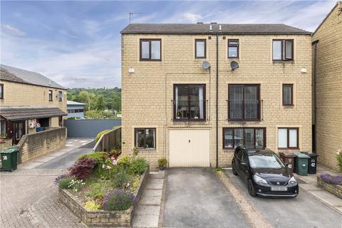 3 bedroom semi-detached house for sale, Hauxley Court, Ilkley, West Yorkshire, LS29