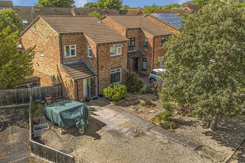 4 bedroom detached house for sale, Mattock Way, Abingdon, OX14