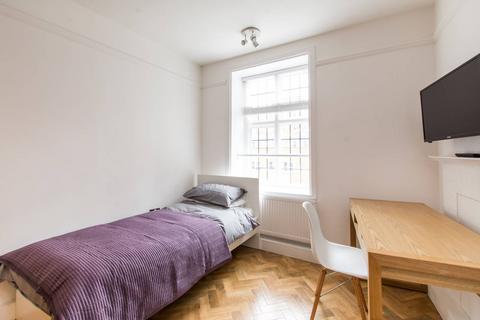 Studio to rent, Udall Street, Westminster, London, SW1P