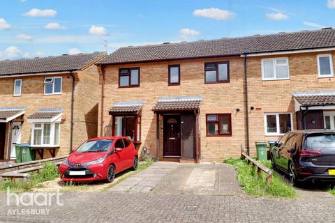 2 bedroom semi-detached house for sale, Autumn Close, Aylesbury