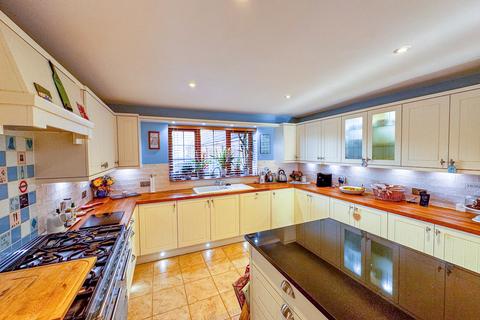 6 bedroom detached house for sale, Twentypence Road, Wilburton, Ely