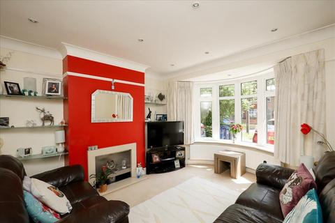 4 bedroom house for sale, Whitton Drive, Greenford, UB6