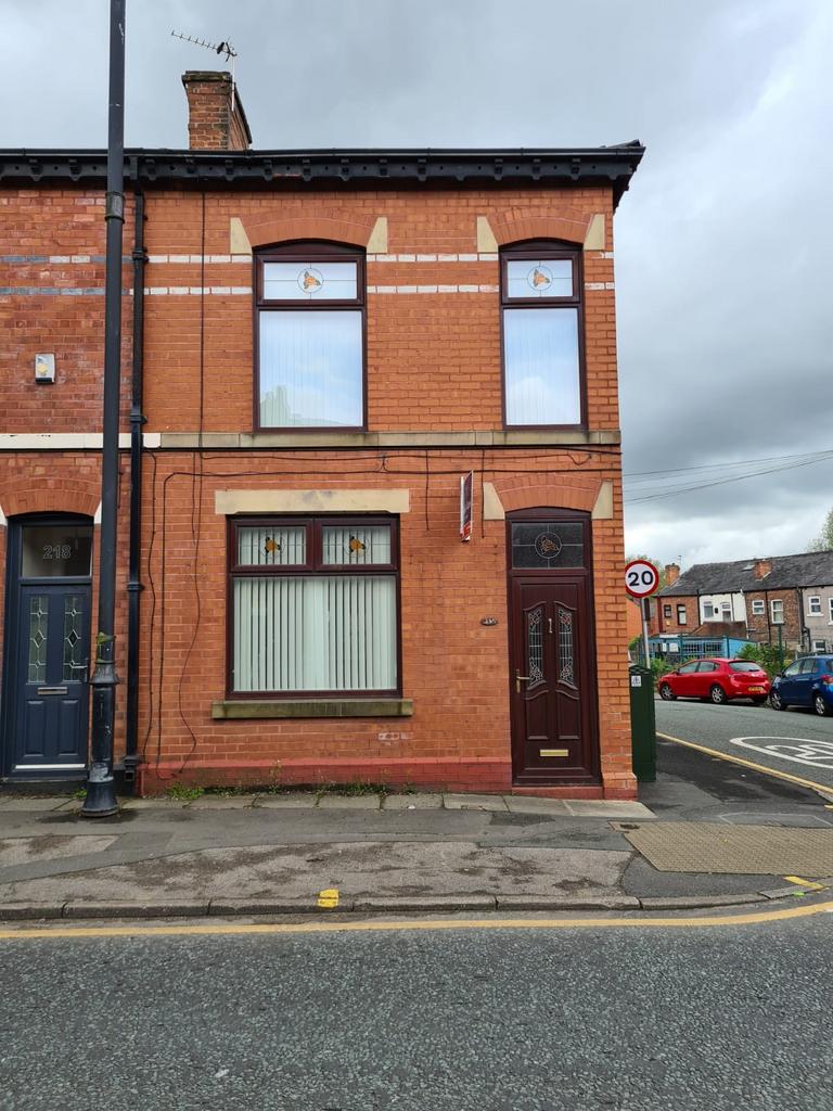 Darlington Street East, Wigan, WN1 3 BS