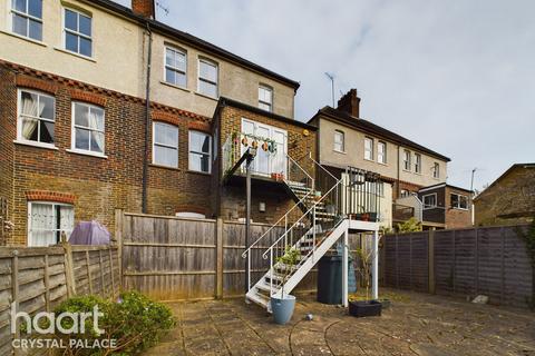 3 bedroom semi-detached house for sale, Croydon Road, CATERHAM