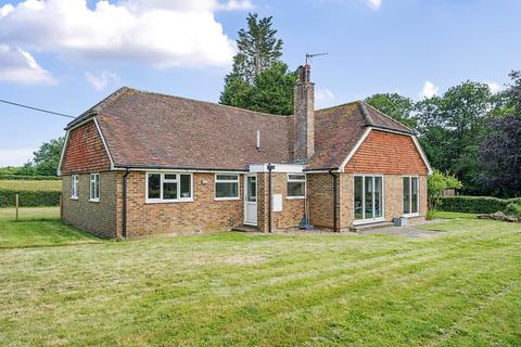 3 bedroom bungalow for sale, Stane Street, Billingshurst