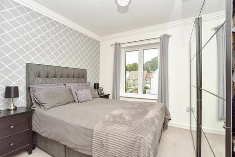 2 bedroom apartment for sale, Lambe Close, Holborough Lakes, Snodland, Kent