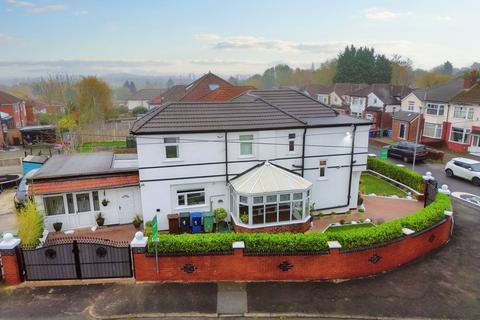 5 bedroom detached house for sale, Silverdale Avenue, Prestwich, M25