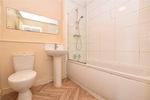 2 bedroom house for sale, Oaklands Close, Leeds