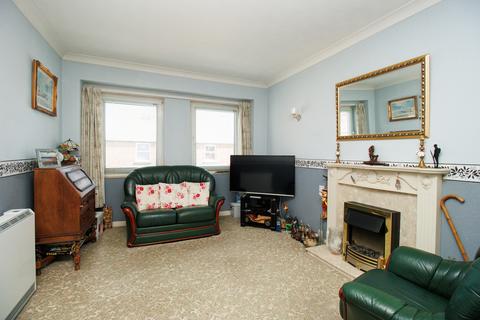 1 bedroom flat for sale, West Avenue, Filey YO14