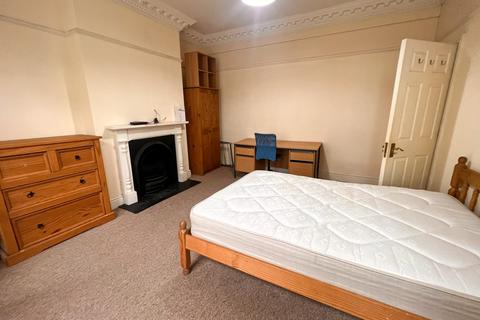 8 bedroom terraced house to rent, Horfield, Bristol BS7