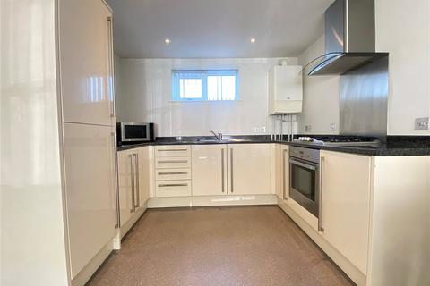 1 bedroom apartment to rent, Oak House, Swindon SN1