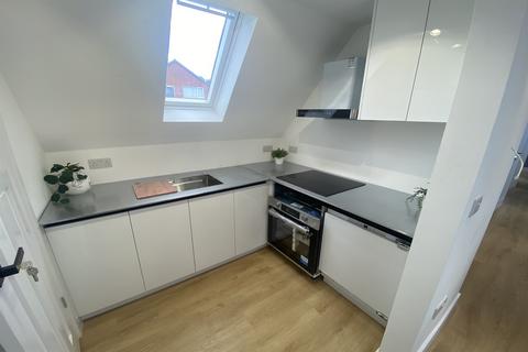 1 bedroom in a house share to rent, Sky Point One, Chilwell Road, Beeston, NG9 1EJ