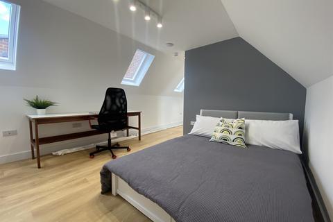 1 bedroom in a house share to rent, Sky Point One, Chilwell Road, Beeston, NG9 1EJ