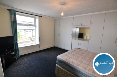 2 bedroom apartment to rent, Leeds Road, Nelson BB9